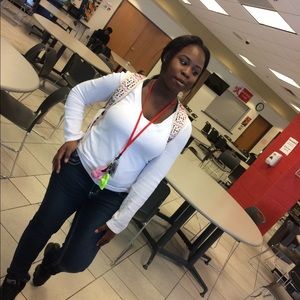 Meet your Posher, Dionndrica